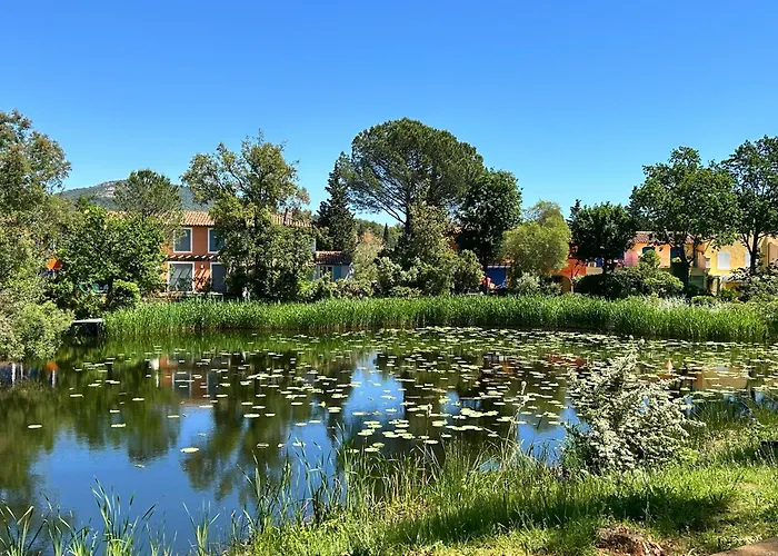 Les Restanques 3120 Vue 3 Apartment Grimaud